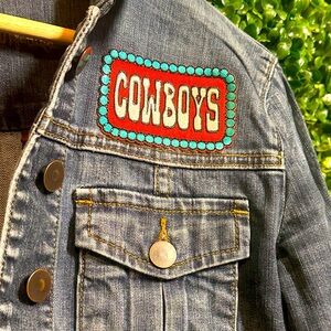Kut From The Kloth Denim Jacket Size Small Embellished with COWBOYS patch